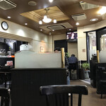 喫茶通天閣 - 店内