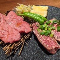 個室焼肉ITADAKI 馬車道 - ハラミ、タン