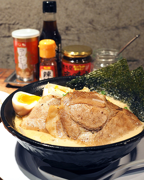 鹿児島ラーメン 我流風 天文館本店 ガルフ 天文館通 ラーメン 食べログ 鹿児島ラーメン 我流風 天文館本店 ガルフ 天文館通 ラーメン 食べログ
