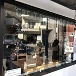 モーニングトン・クレセント東京 - 店舗外観