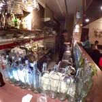 バル アート・アンド・アサ - 