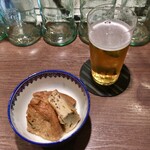 バル アート・アンド・アサ - 