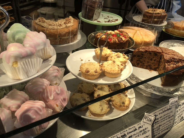 モーニングトン クレセント東京 Mornington Crescent Tokyo 赤羽橋 ケーキ 食べログ