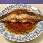 KINOKUNIYA - この滑多鰈の煮付けは、新鮮な魚に火を通すから身が収縮して反り返り腹子も膨らむ。