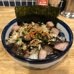 手打式超多加水麺 ののくら - チャーシューご飯(290円)