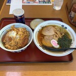 山田うどん食堂 - 