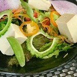 島豆腐の出汁ポン酢サラダ