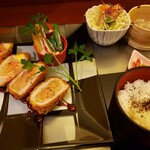 Tonkatsu Kaiseki Kozakura - 