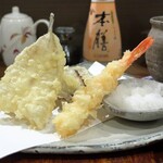 桶家乃隠居 - てんぷら おまかせ五品