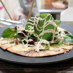 トリワイン ＰＩＫＯＳＨＨＨＵ - ヘルシーサラダピッツァ