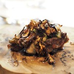 ウシマル - 天然スッポン（冬眠中）　天然椎茸　炭火焼き