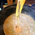 魚沼亭 - 玉子投入　玉子あまり溶かないの！カツ丼と一緒ね