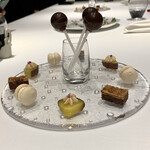 レフェルヴェソンス - ミニャルディーズ