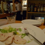イタリアンおりべ - 福味鳥の燻製のサラダ仕立て750円（食事途中）