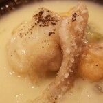 旬鮮彩鮨　豊のはなれ - あんこうの白味噌仕立て      黒七味