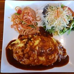 Dining Cafe OPA! - オムライスランチプレートA(1000円)です。