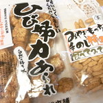 精華堂古川山荘 - ひび努力あられ・手のし柿の種