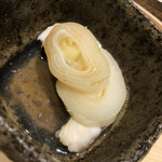 温石 - ひげ鱈の酒蒸し。トッピングは下仁田ネギ