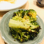 温石 - ブロッコリーの炭火焼