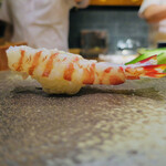 天寿し - 車海老　行きたまま少し茹でてある　半生