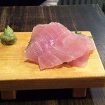浅草 豚とことん - ビントロ刺（100円）