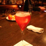 バー エイジング - ブラッディオレンジのカクテル