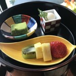 HOSHINOYA Guguan - 果物・甘味