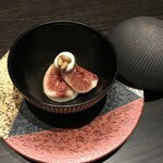 HOSHINOYA Guguan - 無花果胡麻クリーム掛け