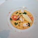 タテル ヨシノ ビズ  - 