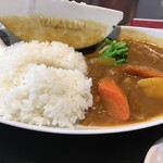 道の駅 八ッ場ふるさと館 - 「八ッ場ダムカレー（甘口）」（700円）を