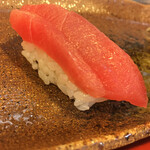 鯛八鮨 - マグロ
