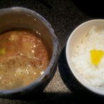 烈志笑魚油 麺香房 三く - 夜だけサービス！ 〆のライス。つけ麺・全粒粉のつけ出汁にライスを入れて～