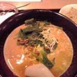 担々麺とミニチャーハンセット