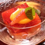 馳走 きむら - 「苺のゼリー寄せ」のアップ。