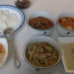 サイルン - カレー食べ放題(1000円)