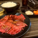 Oumigyuuyakiniku Eifukuen - 