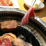 Yakiniku Kingu - 肉は薄めです