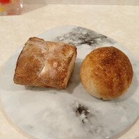 Ristorante 迫 - 自家製のパン２種