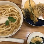 讃岐うどん　志成 - 