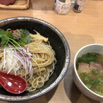 支那蕎麦屋 藤花 - 梅塩つけ麺  1070円