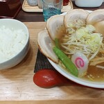 二日町食堂 - ちゃ～しゅ～麺　ライス