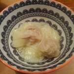 Homemade Ramen 麦苗 - トッピングワンタン