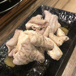 Tateishi Horumon Wakei - もつ400円、スーパーでよく見る豚ホルモンの茹でたもの
