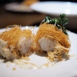 Irori Baru Karubo - 鮮魚のパリパリ包み揚げ　マッシュルームソース