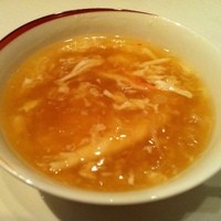 龍天門 - 蟹肉と卵のふかひれスープ