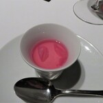 レフェルヴェソンス - 花～コウシンバラ・イチゴのコンポートとブランマンジェ