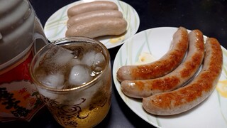 Kojima Jouzou - 荵苳酒ソーダ割りをサイトウハムの美味しいソーセージとともに。
