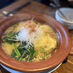 豊栄 - ワンタン麺