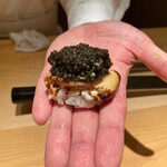 鮨 一幸 - 白子のキャビア乗せ