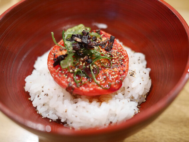 もてなし くろき ラーメン